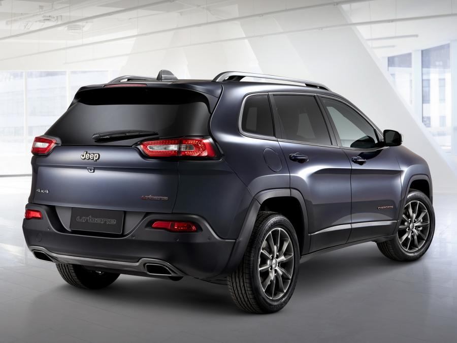  Jeep Cherokee Urbane Concept 2014 года  (фото 3 из 6)